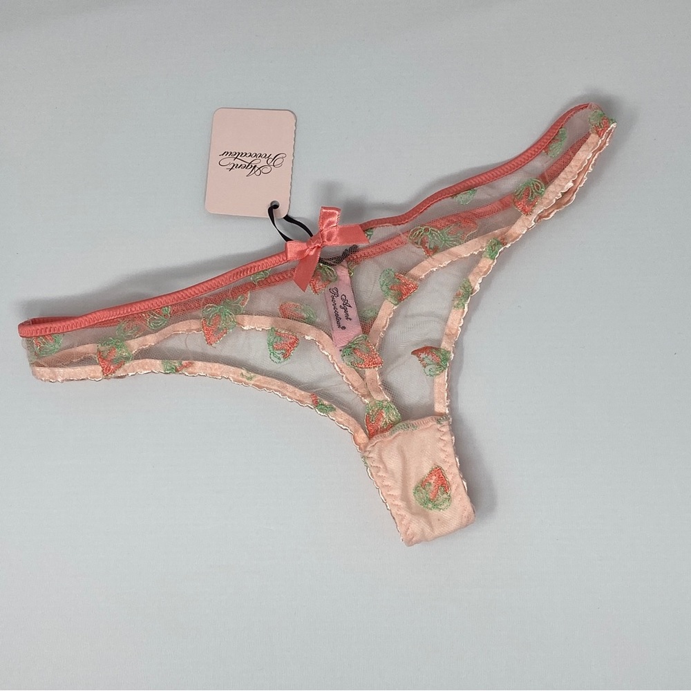 Agent Provocateur Fraise Baby Pink Red Thong NWT - Picture 5 of 9